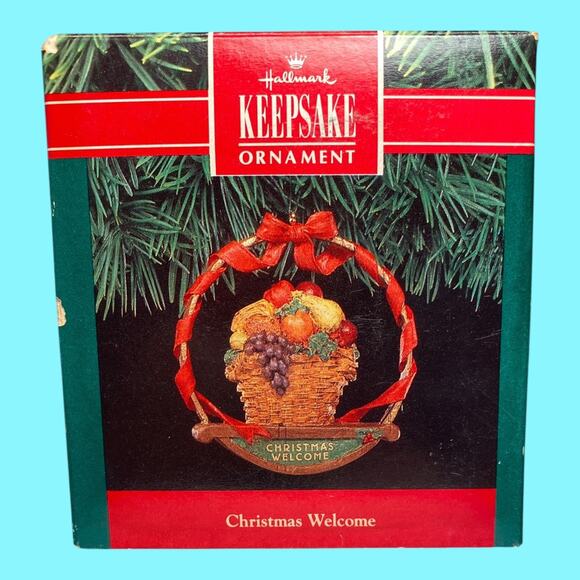 Vtg 1991 Christmas Welcome Handcrafted Hallmark Christmas Ornament Wreath - Picture 1 of 6